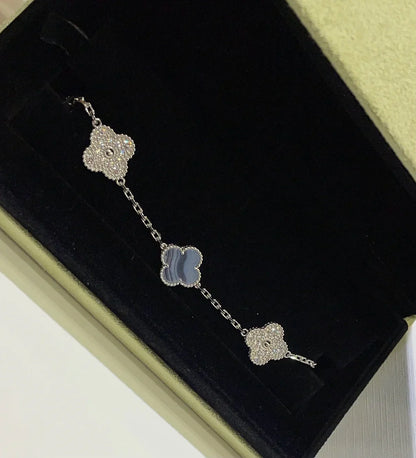 [Noble Aura jewelry] CLOVER 5 MOTIF PURPLE CHALCEDONY BRACELET COLLECTION