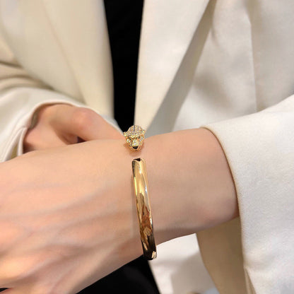 [Noble Aura jewelry]PANTHERE HALF DIAMOND OPEN BRACELET