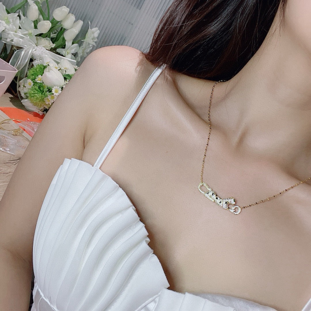 [Noble Aura jewelry]PANTHERE PAVED DIAMOND NECKLACE