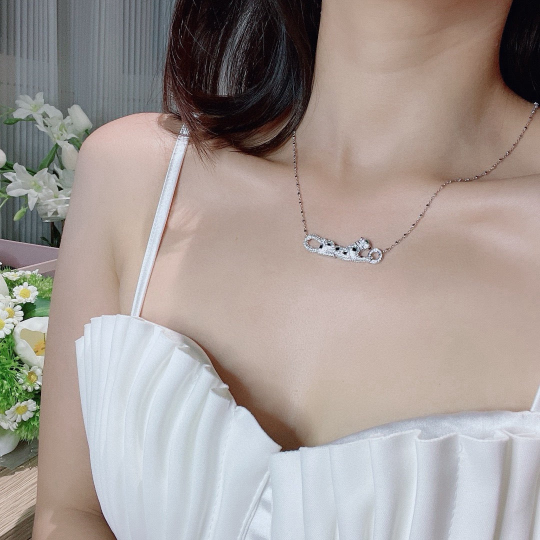 [Noble Aura jewelry]PANTHERE PAVED DIAMOND NECKLACE