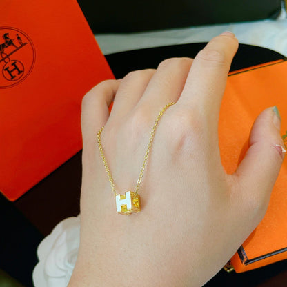[Noble Aura jewelry]H WHITE SQUARE GOLD NECKLACE