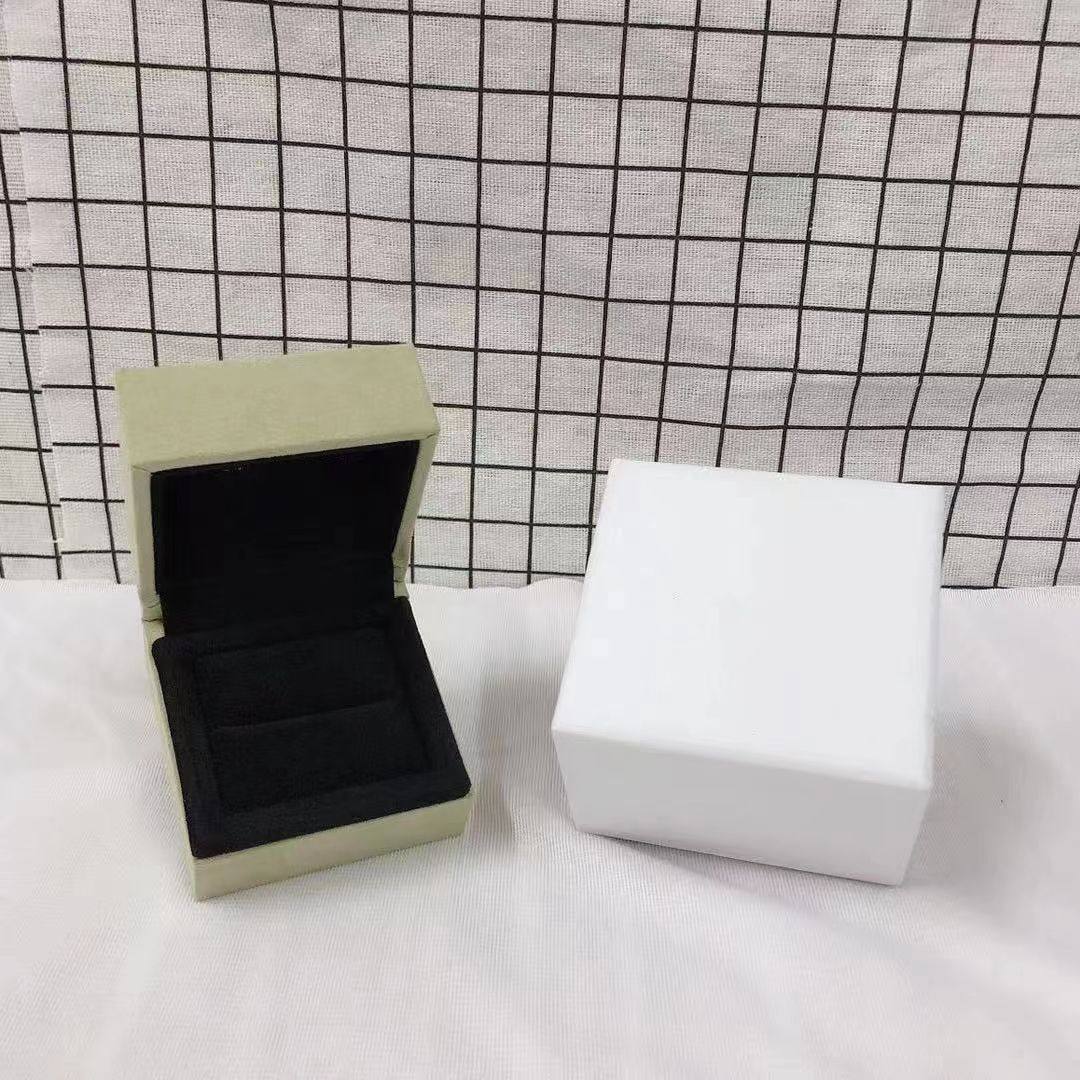 [Noble Aura jewelry]VA CLOVER BOX GIFT BAG