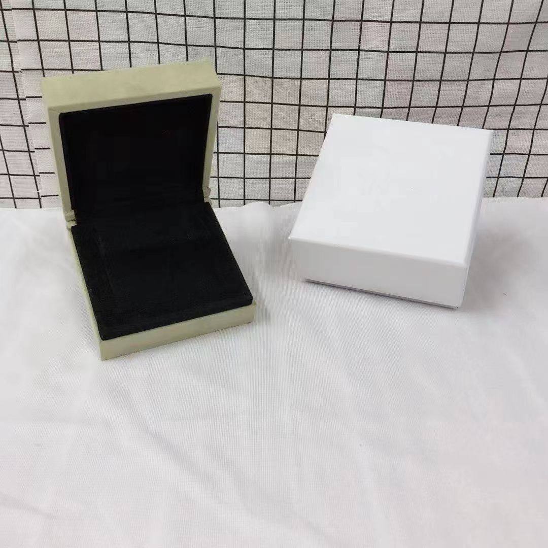 [Noble Aura jewelry]VA CLOVER BOX GIFT BAG