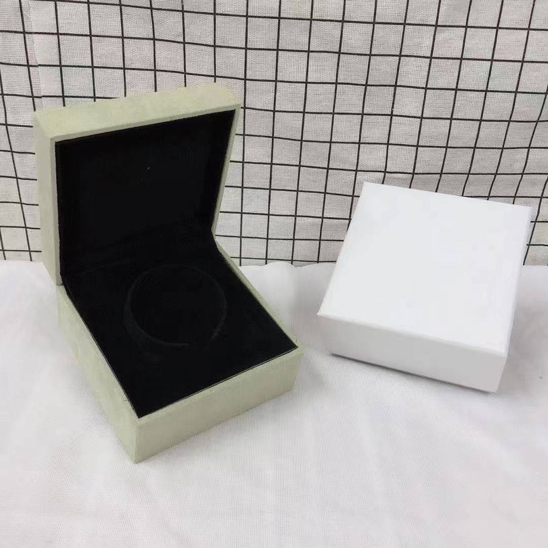 [Noble Aura jewelry]VA CLOVER BOX GIFT BAG