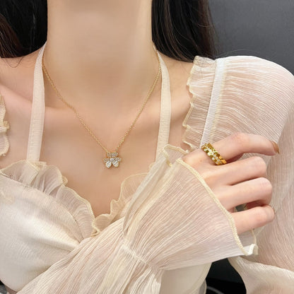 [Noble Aura jewelry]FLOWER DIAMOND NECKLACE
