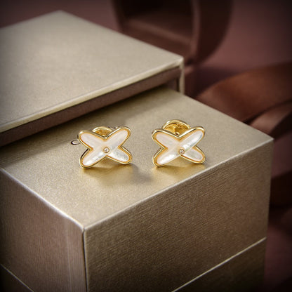 [Noble Aura jewelry]JEUX DE WHITE MOP GOLD DIAMOND EARRINGS