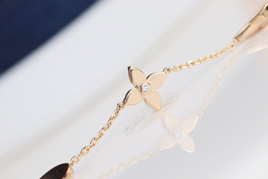 [Noble Aura jewelry]LEAF CLOVER BRACELET