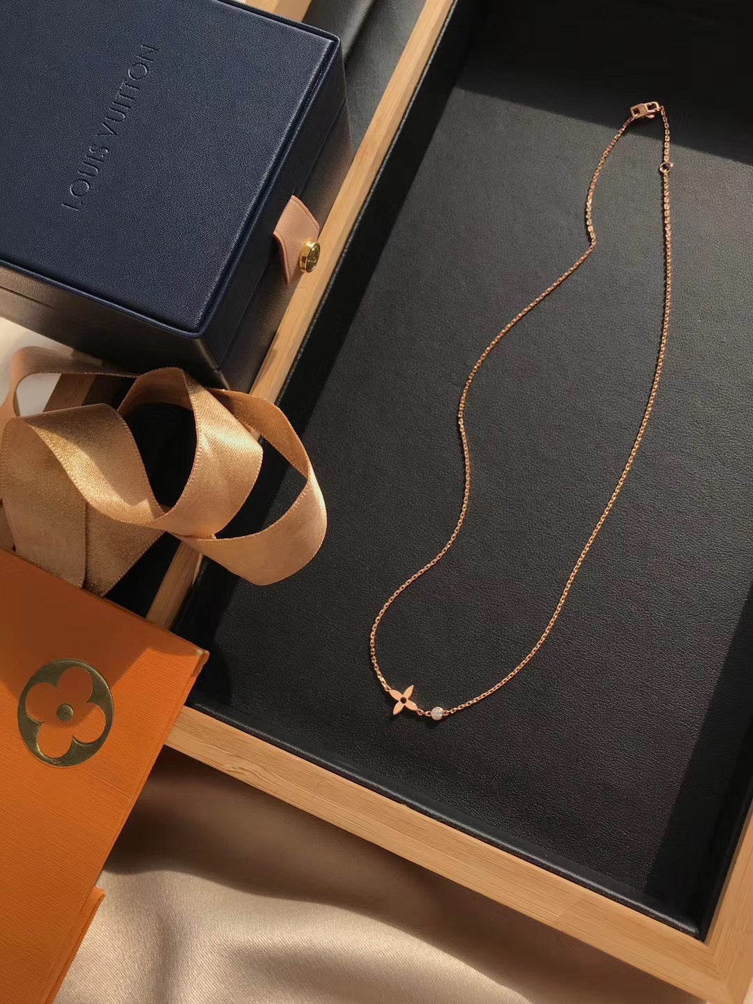 [Noble Aura jewelry]BLOSSOM PENDANT PINK GOLD AND DIAMOND