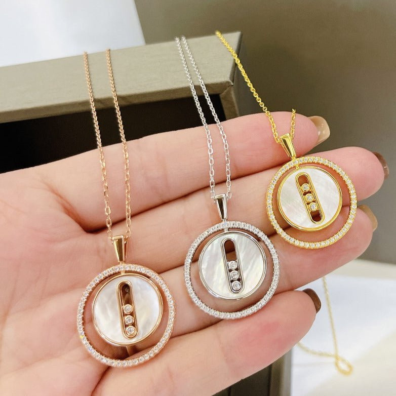 [Noble Aura jewelry]LUCKY MOVE MM NACRE BLANCHE DIAMOND NECKLACE