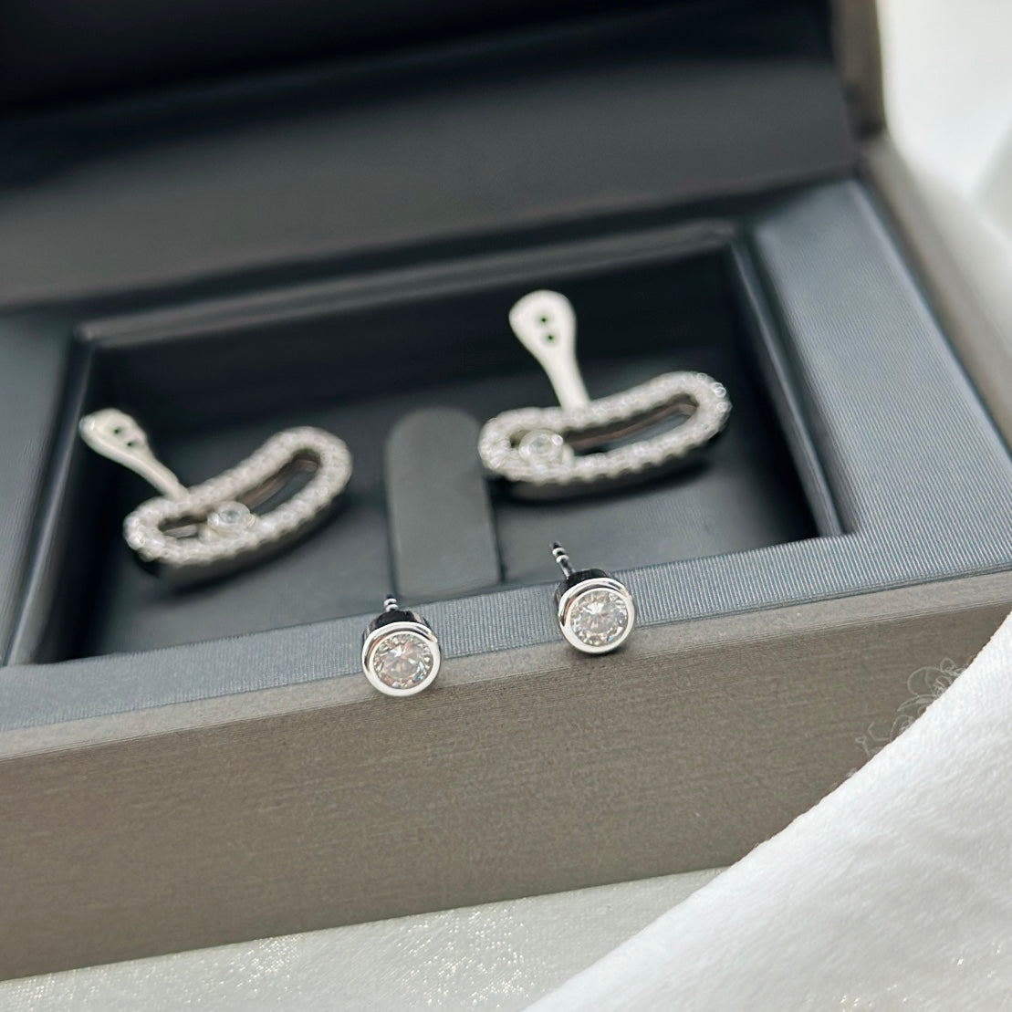 [Noble Aura jewelry]MOVE UNO SILVER DIAMOND EARRINGS