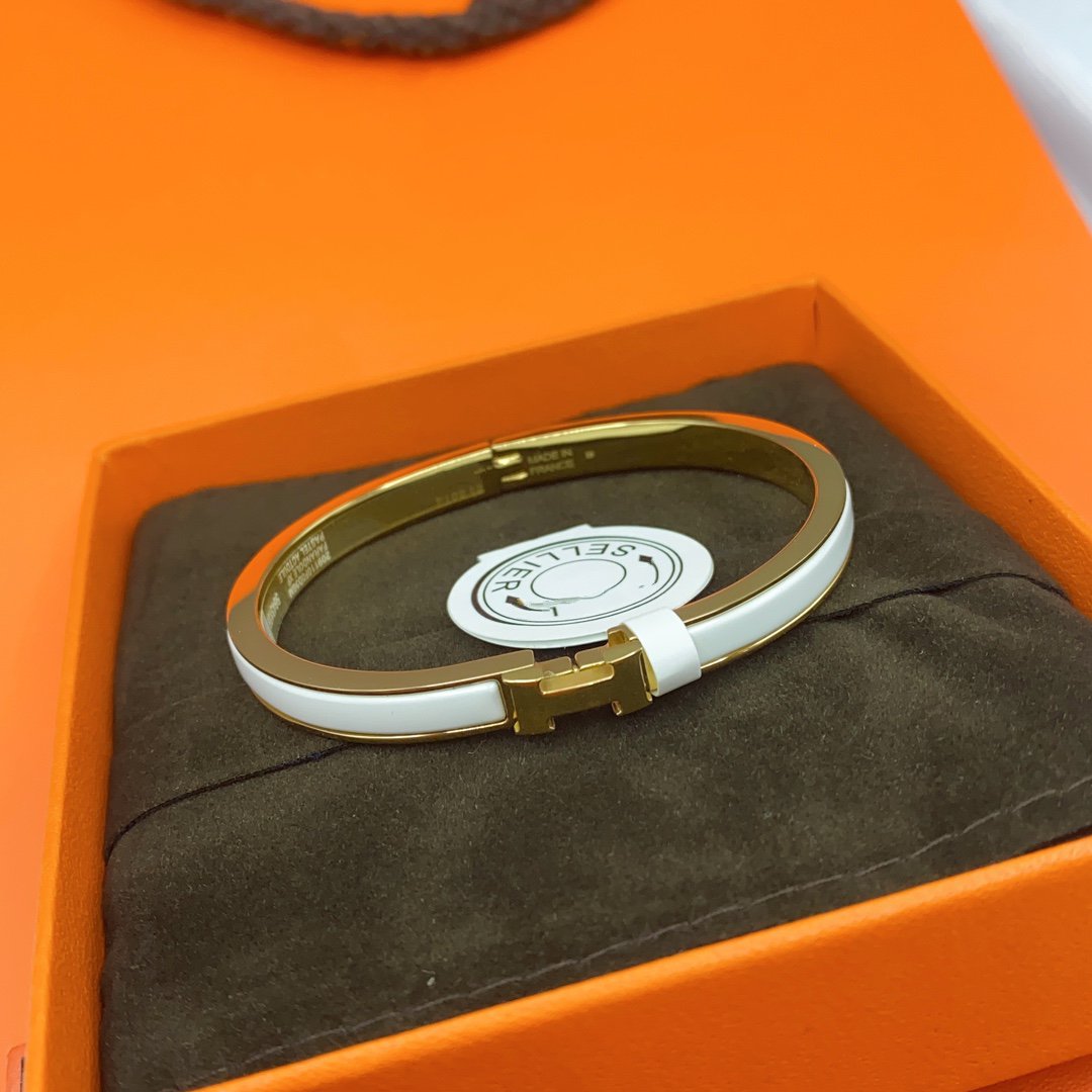 [Noble Aura jewelry]CLASSIC HM CLIC WHITE 8MM ENAMEL BRACELET