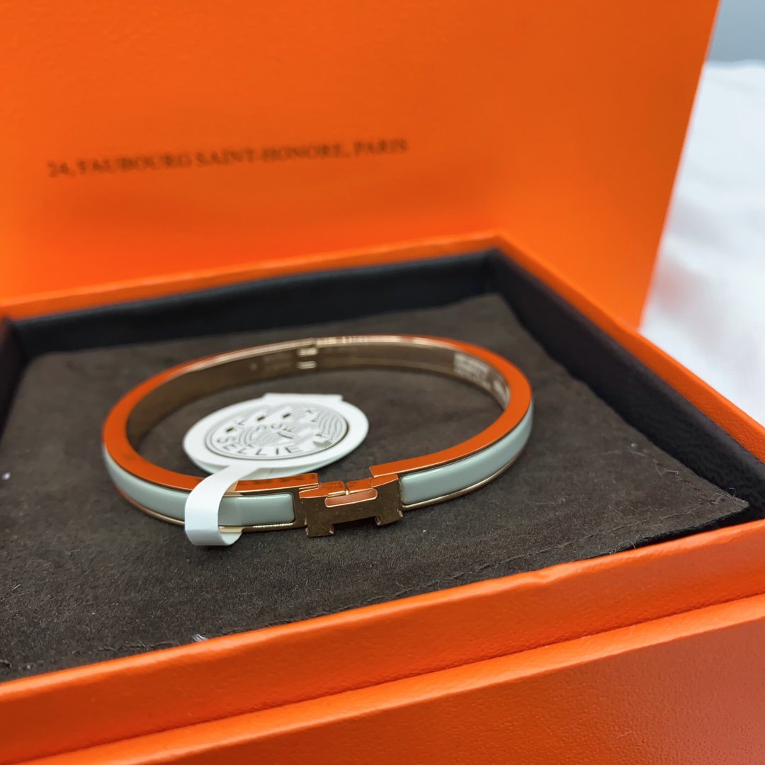 [Noble Aura jewelry]CLASSIC HM CLIC GREEN 8MM ENAMEL BRACELET