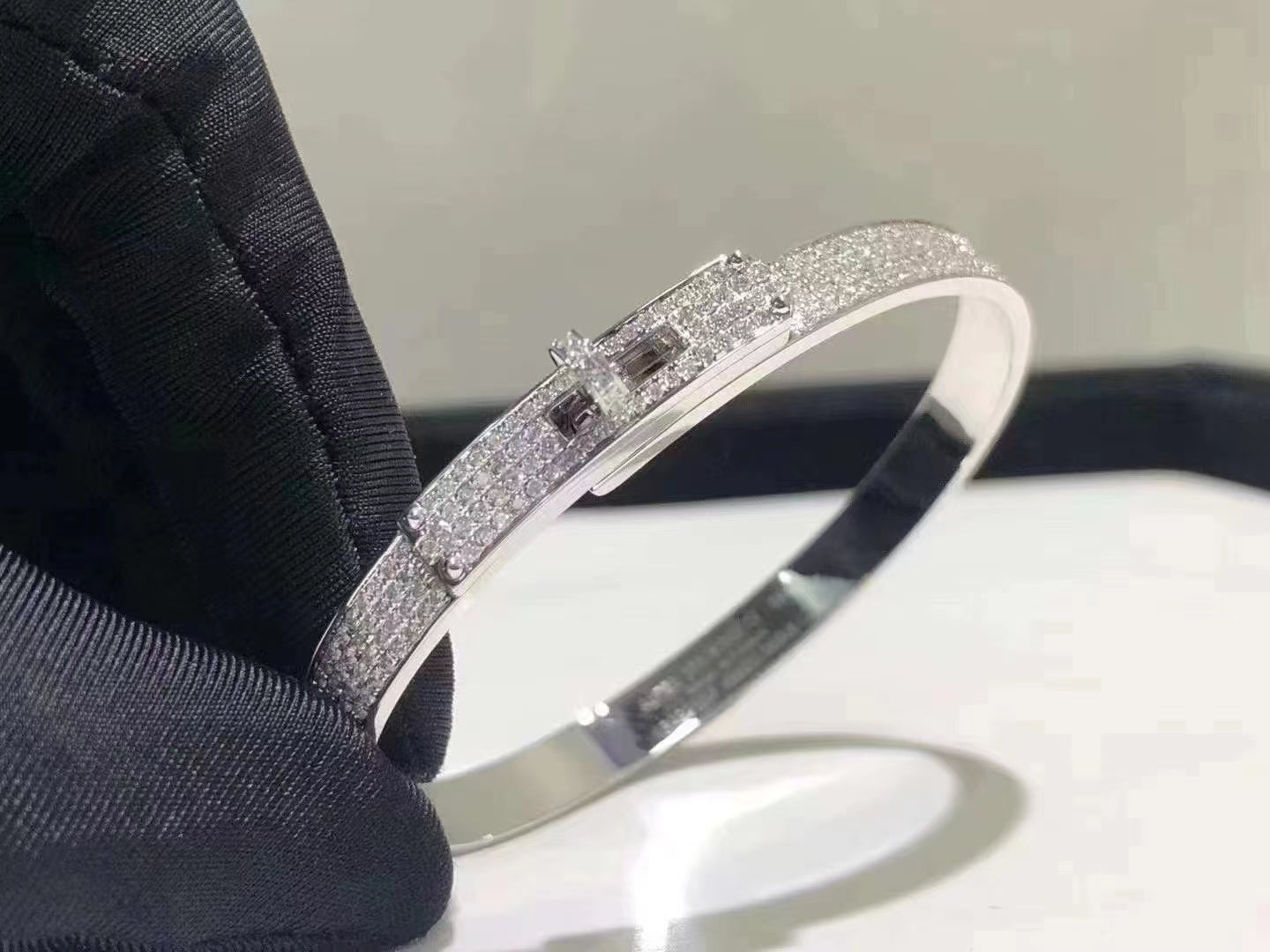 [Noble Aura jewelry]HM KELLY BRACELET IN SILVER AND FULL PAVE DIAMOND