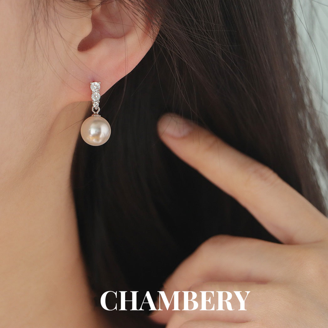 Diamond Pearl Ear studs