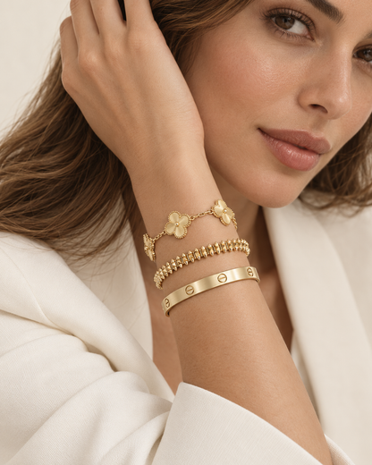 [Noble Aura jewelry] CLASH & Clover Laser 5-Motif & LOVE Brushed Bracelet Stack Set