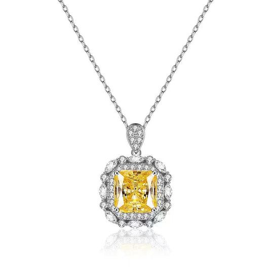TOPAZ NECKALCE