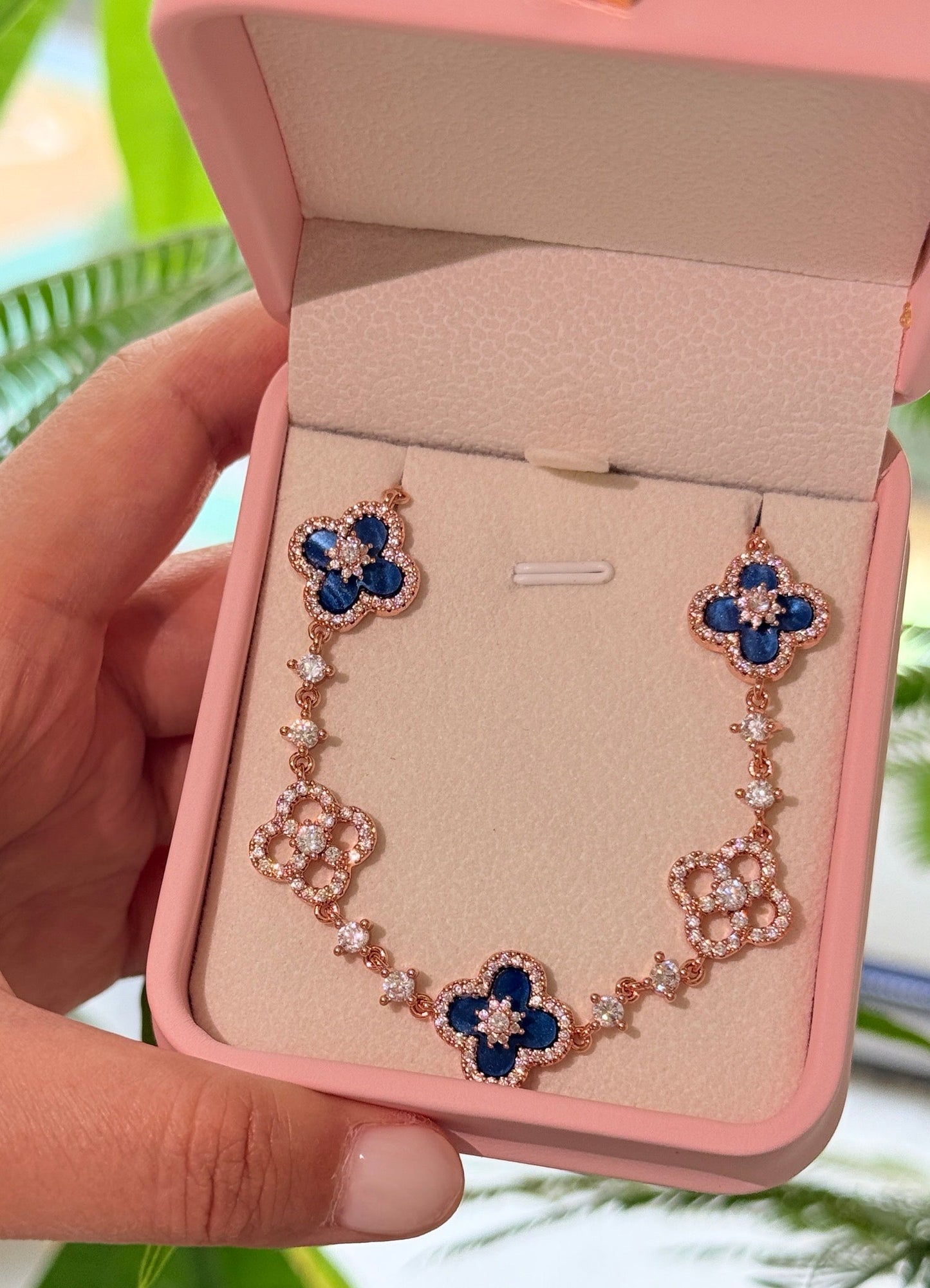 Cleef Bracelet Collection