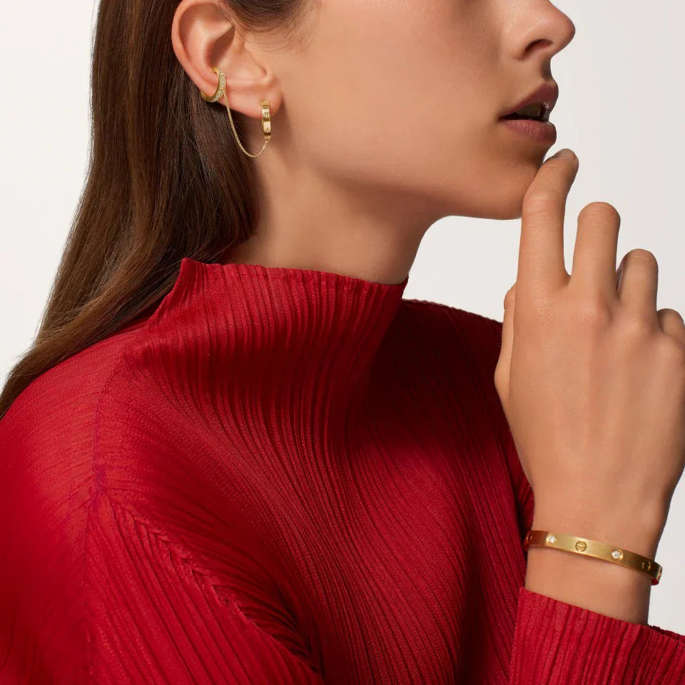 [Noble Aura jewelry]LOVE 3.0MM HALF DIAMOND EARRINGS