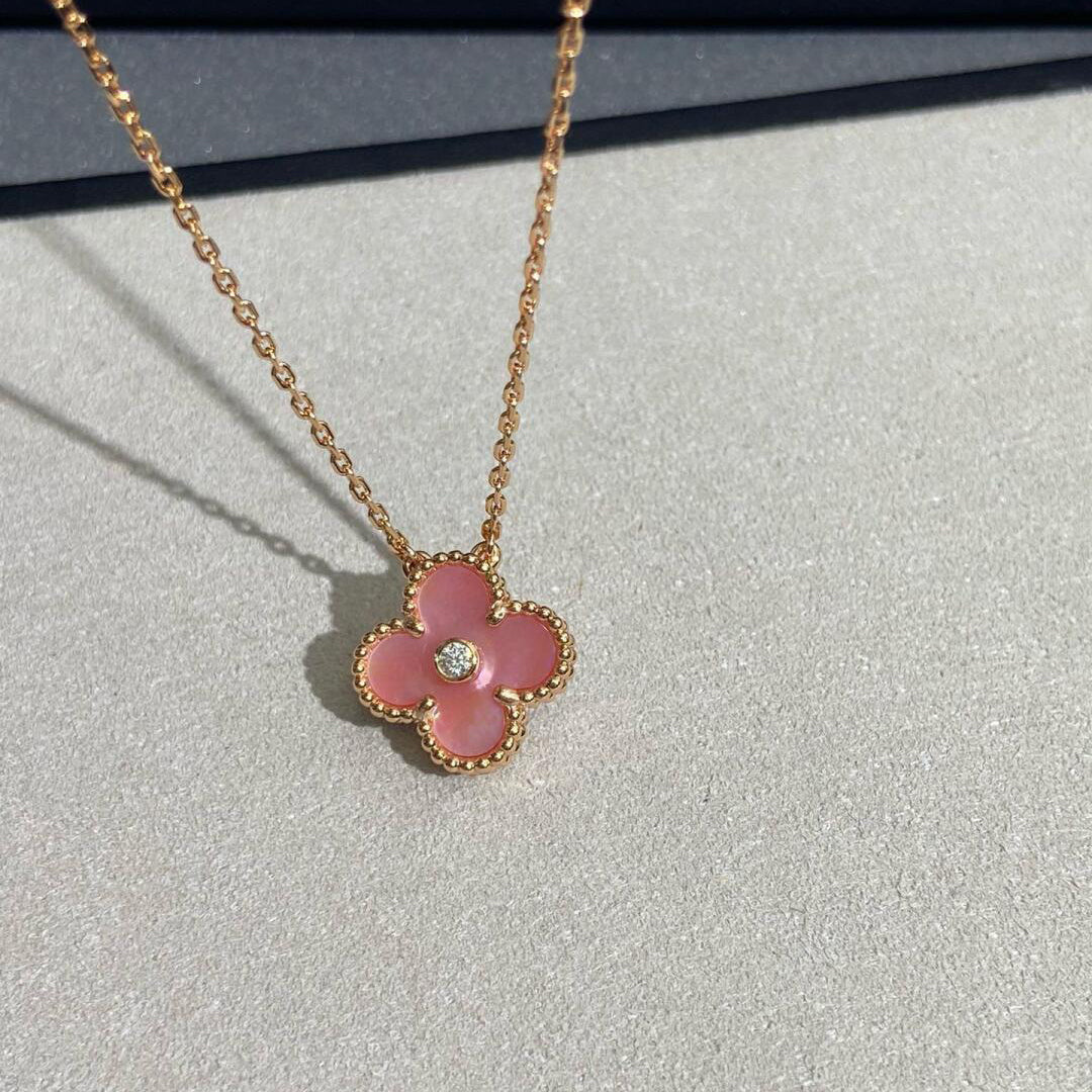 [Noble Aura jewelry]CLOVER 15MM DIAMOND PINK MOP NECKLACE