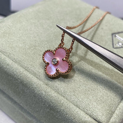 [Noble Aura jewelry]CLOVER 15MM DIAMOND PINK MOP NECKLACE