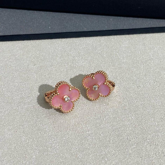 [Noble Aura jewelry]CLOVER MEDIUM 1 DIAMOND PINK EARRINGS