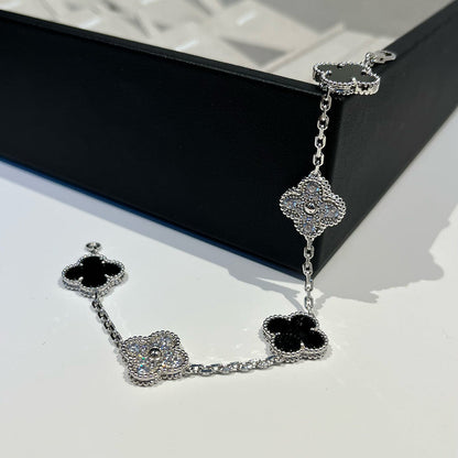 [Noble Aura jewelry] CLOVER 5 MOTIF ONYXS BRACELET COLLECTION