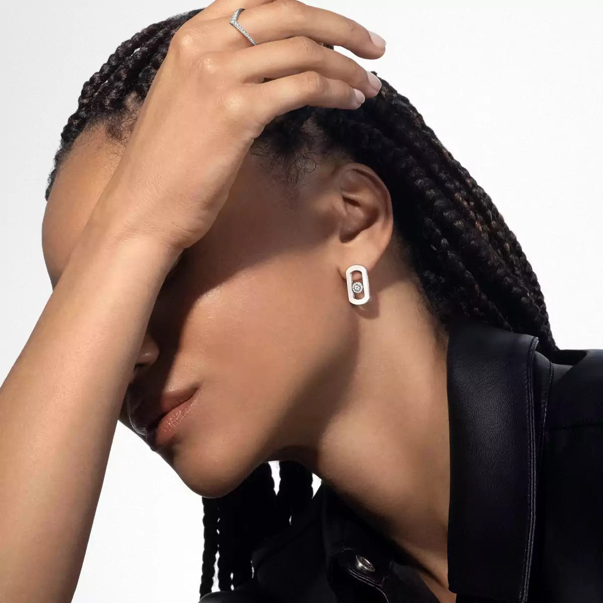 [Noble Aura jewelry]So Move Diamond Earrings in Yellow Gold