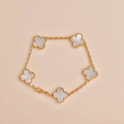 [Noble Aura jewelry]CLOVER WHITE PEARL MOP 5 MOTIF BRACELET COLLECTION