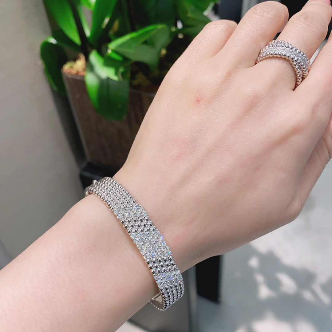 [Noble Aura jewelry] FIVE-ROW DIAMOND BRACELET