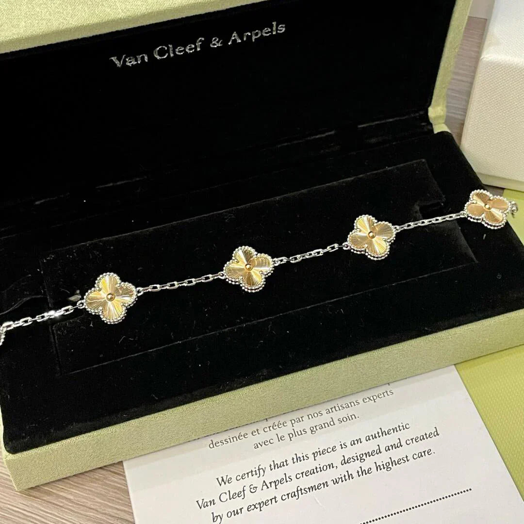[Noble Aura jewelry] CLOVER 5 MOTIF LASER BRACELET COLLECTION