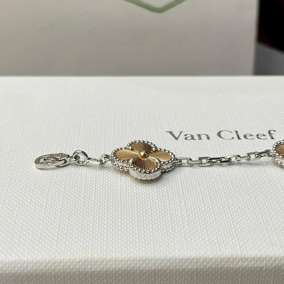 [Noble Aura jewelry] CLOVER 5 MOTIF LASER BRACELET COLLECTION