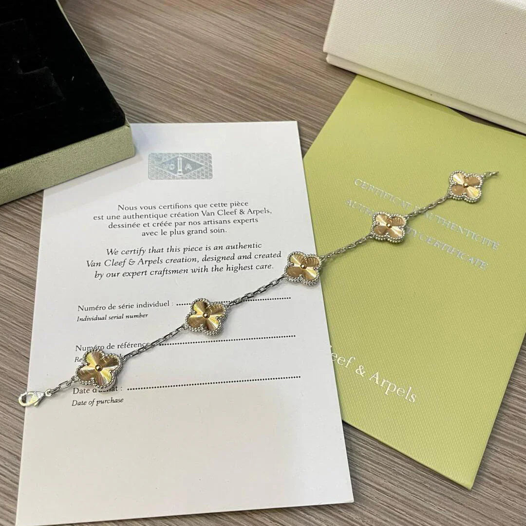 [Noble Aura jewelry] CLOVER 5 MOTIF LASER BRACELET COLLECTION