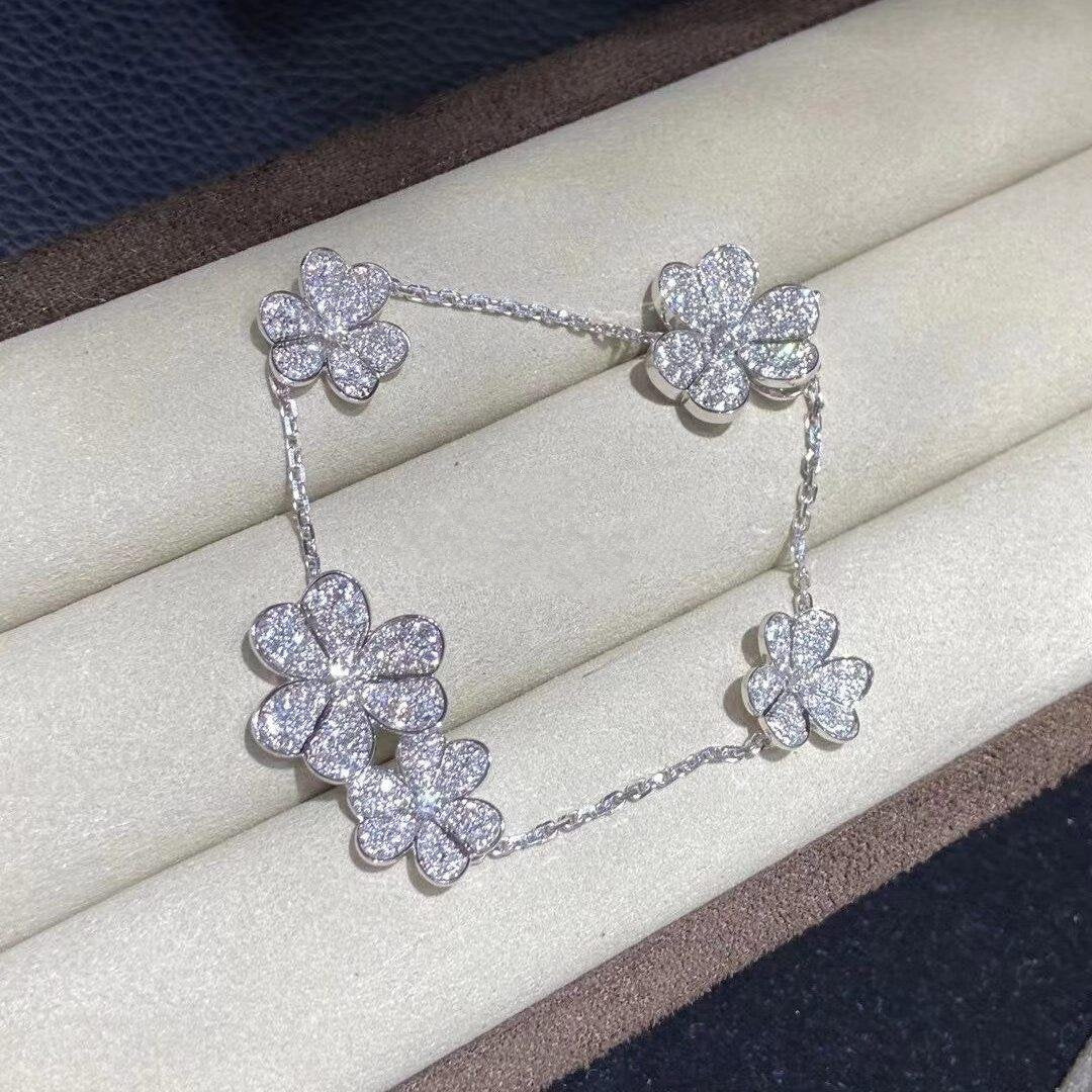 [Noble Aura jewelry]FRIVOLE SILVER 5 FLOWERS BRACELET