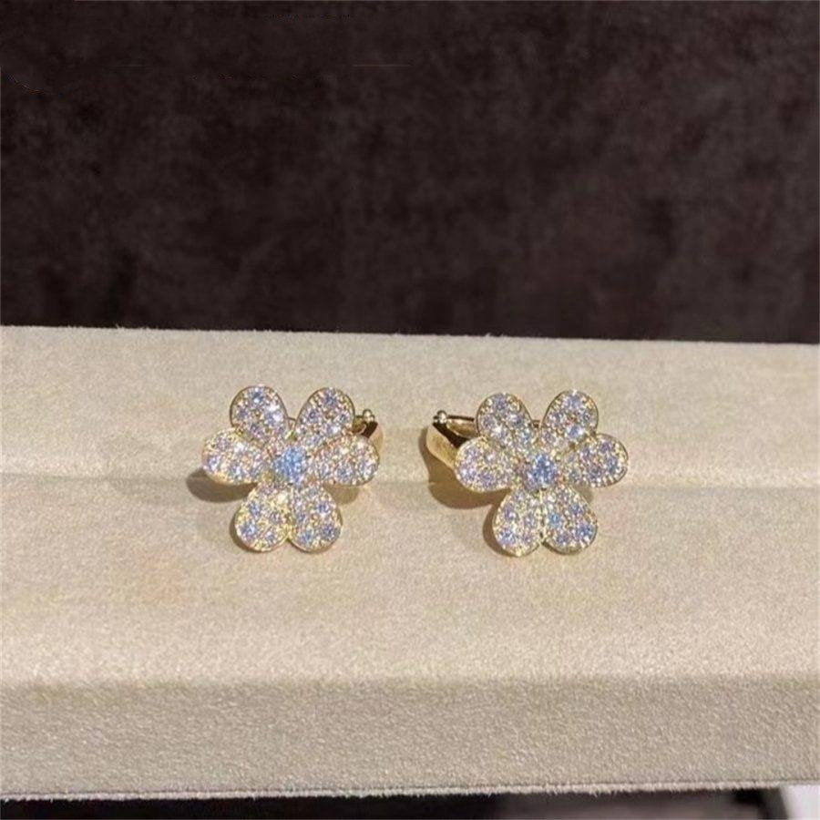 [Noble Aura jewelry]FRIVOLE GOLD FLOWER DIAMOND EARRINGS