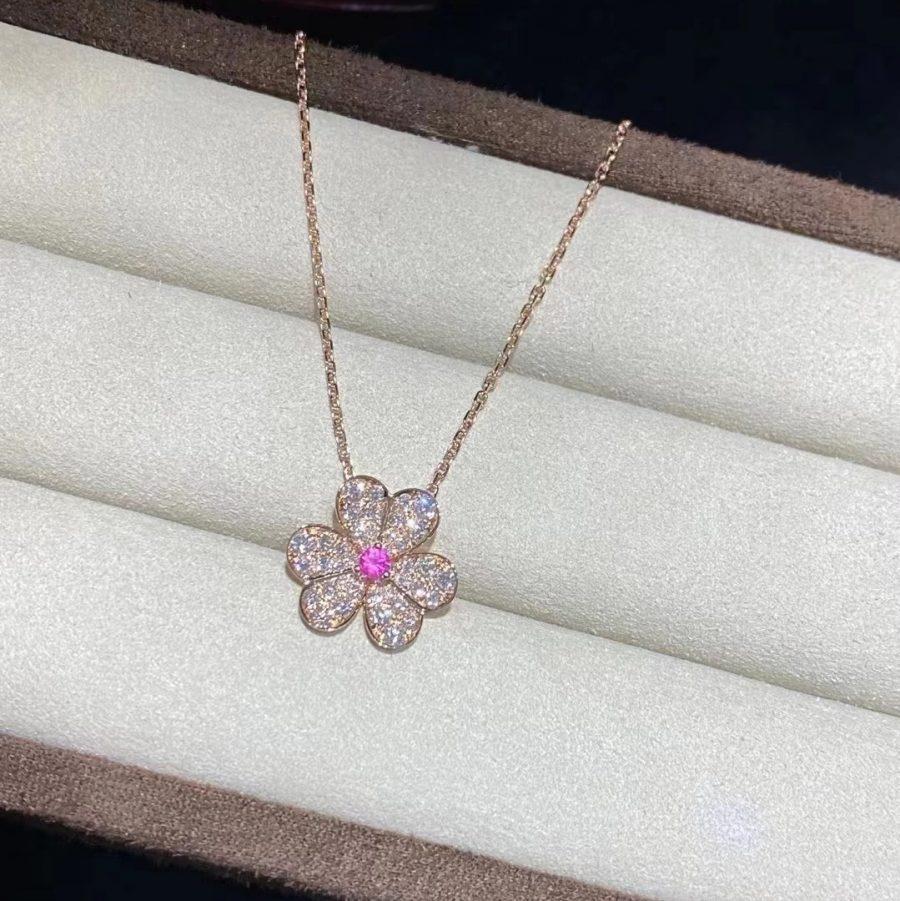 [Noble Aura jewelry]FRIVOLE ROSE GOLD FLOWER DIAMOND NECKLACE