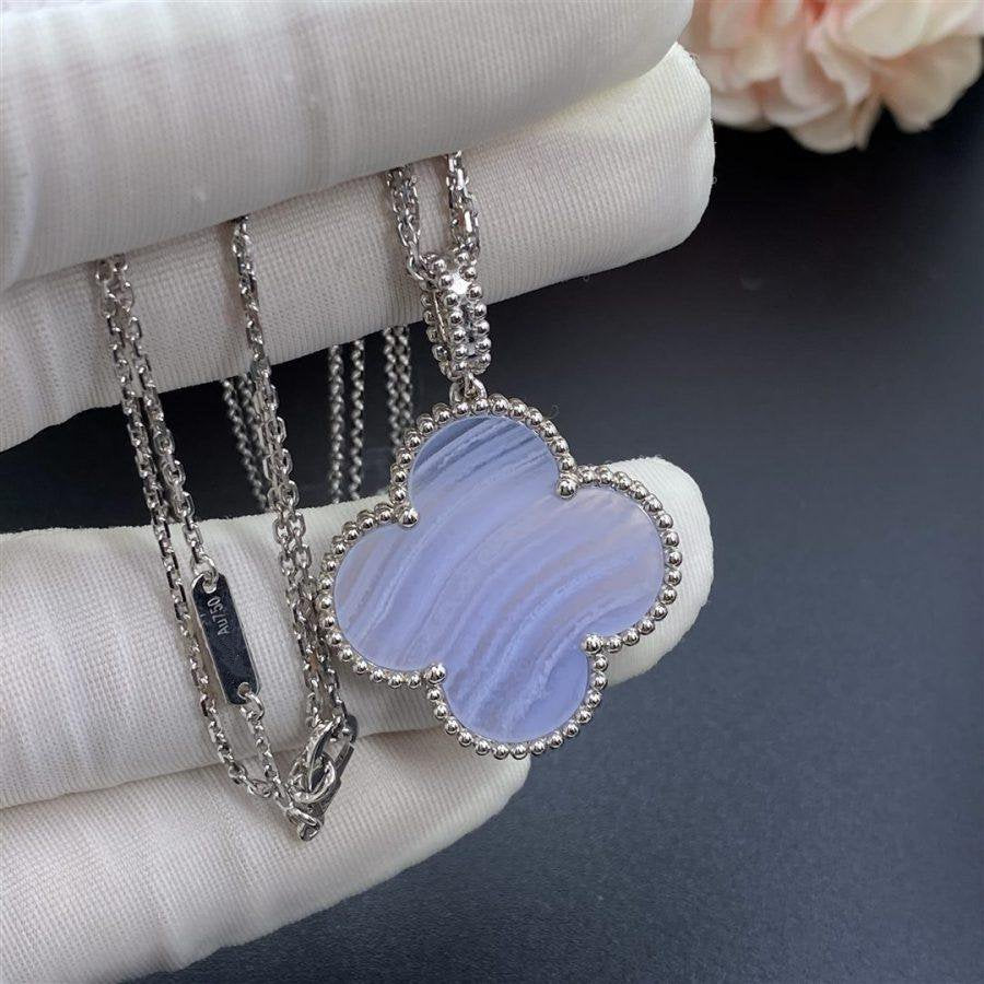 [Noble Aura jewelry]CLOVER SILVER CHALCEDONY BIG CLOVER NECKLACE