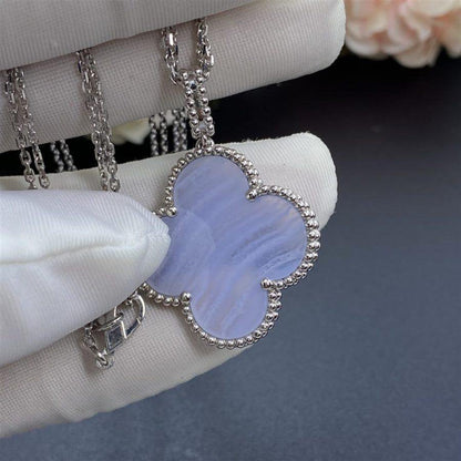 [Noble Aura jewelry]CLOVER SILVER CHALCEDONY BIG CLOVER NECKLACE