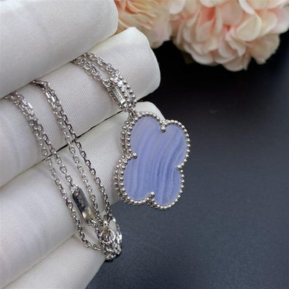 [Noble Aura jewelry]CLOVER SILVER CHALCEDONY BIG CLOVER NECKLACE