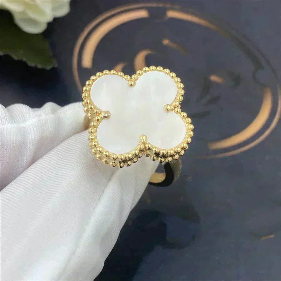 [Noble Aura jewelry]CLOVER WHITE MOP RING