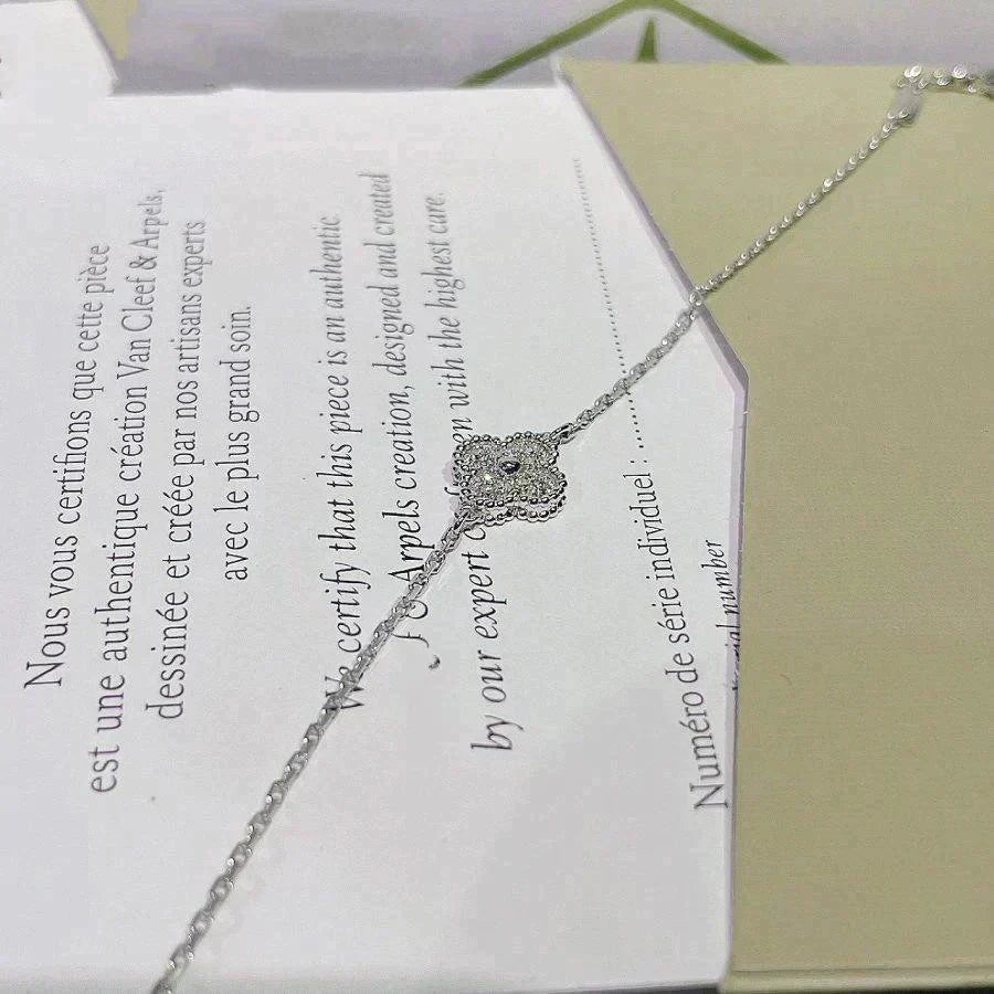 [Noble Aura jewelry]CLOVER  SINGLE FLOWER BRACELET SILVER