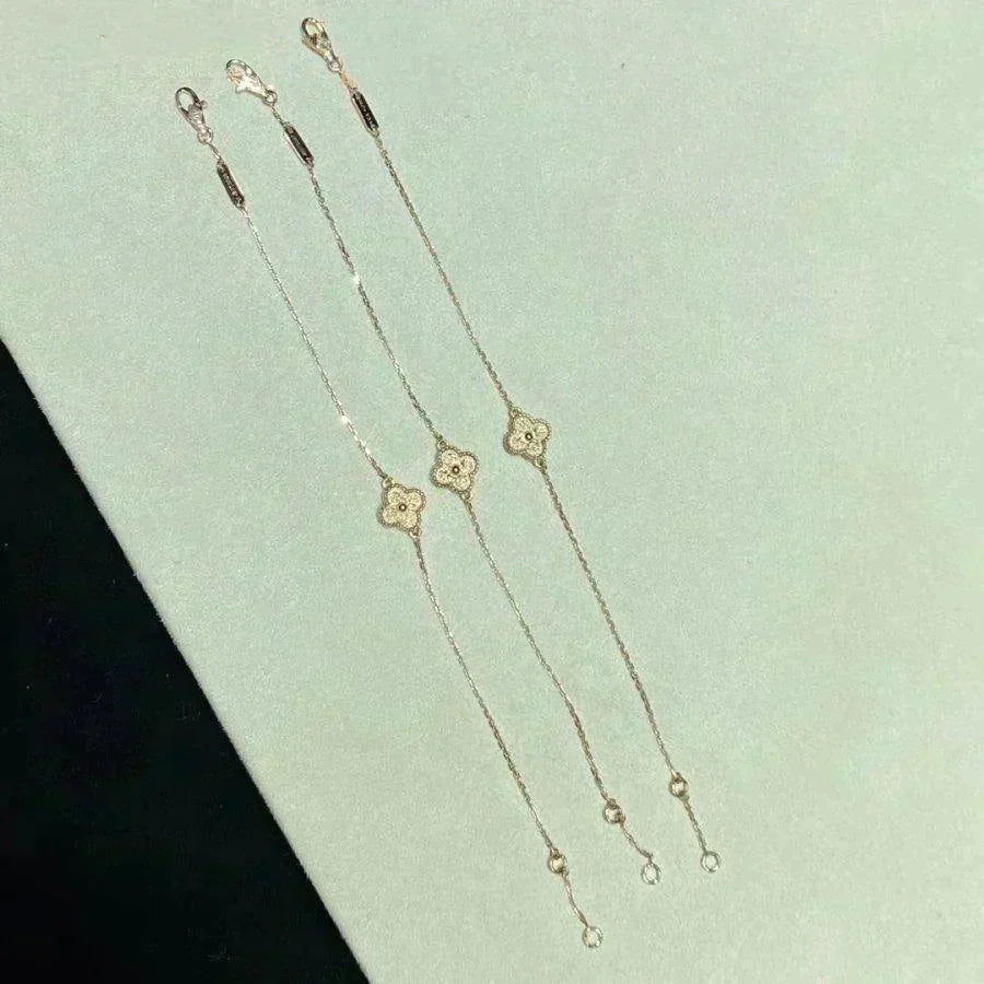 [Noble Aura jewelry]CLOVER SINGLE FLOWER BRACELET