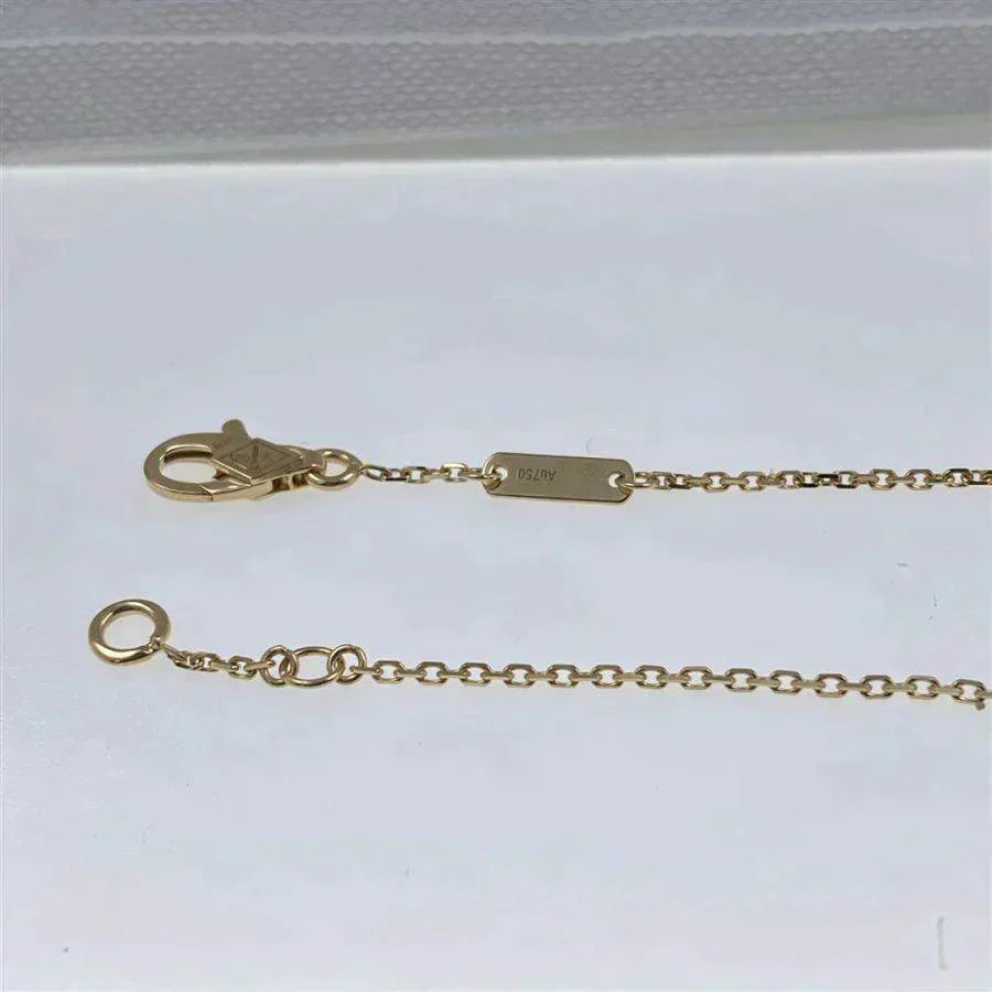 [Noble Aura jewelry]CLOVER  CARNELIAN SINGLE FLOWER BRACELET