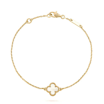 [Noble Aura jewelry]CLOVER WHITE MOP SINGLE FLOWER BRACELET