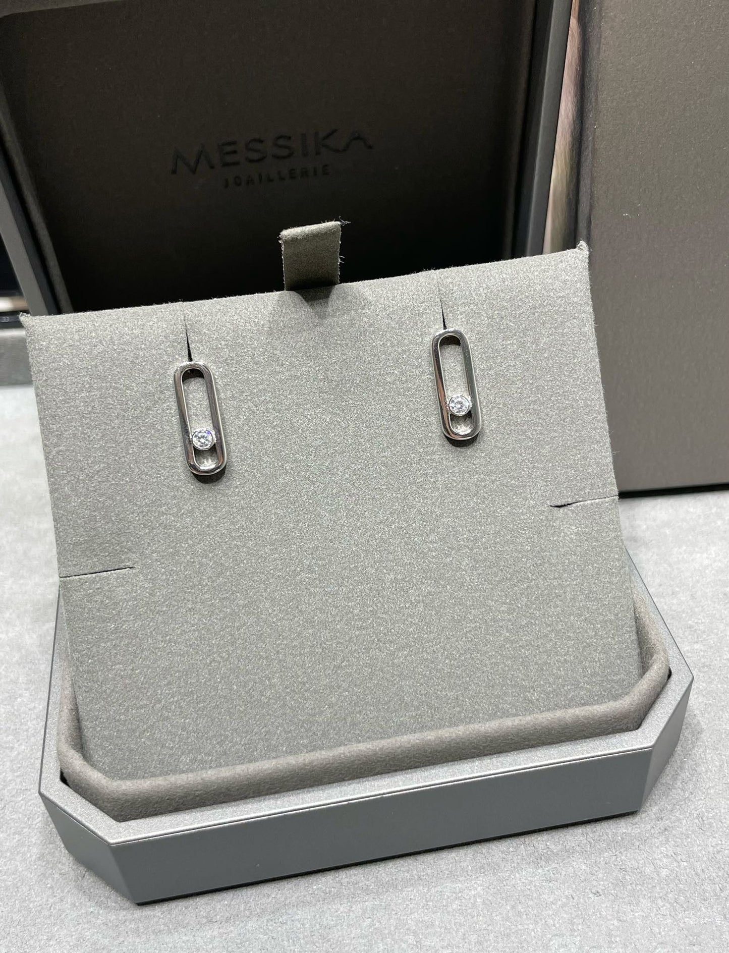 [Noble Aura jewelry]MOVE UNO SMALL 1 DIAMOND EARRINGS