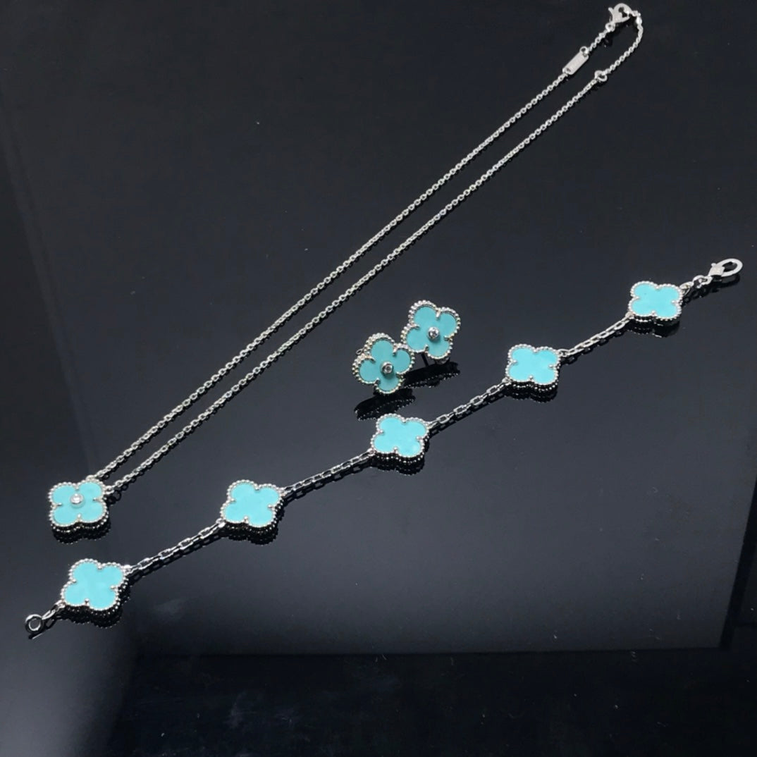[Noble Aura jewelry]CLOVER 1 DIAMOND BLUE SKY SILVER EARRINGS