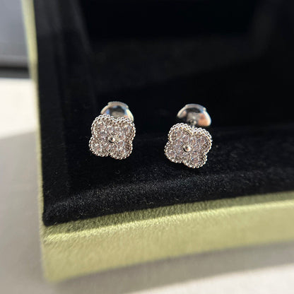 [Noble Aura jewelry]CLOVER MINI DIAMOND STUD EARRINGS