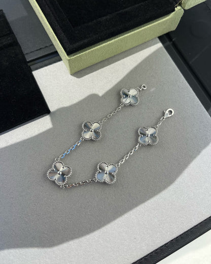 [Noble Aura jewelry] CLOVER 5 MOTIF LASER BRACELET COLLECTION